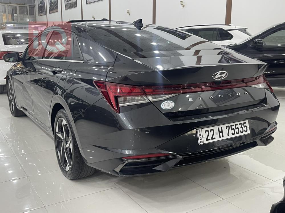 هیوندای ئەلەنترا